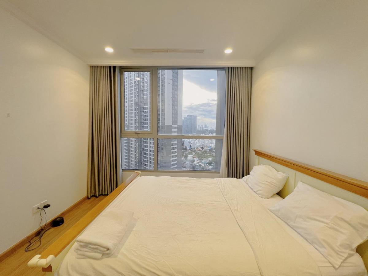 Homes By Christine - Vinhomes Central Park Ho Si Minh-város Kültér fotó