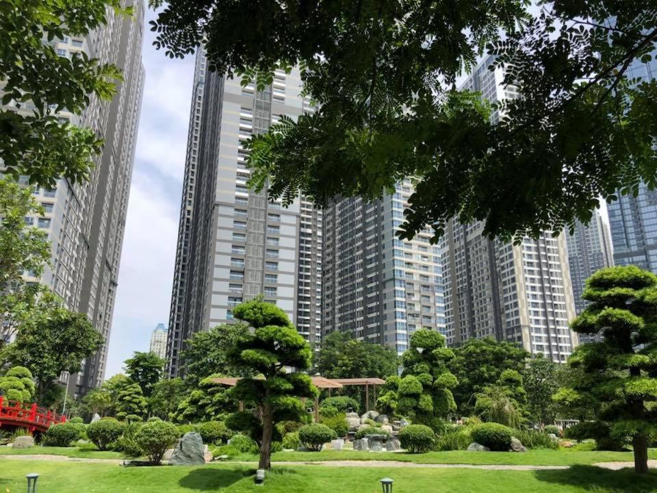 Homes By Christine - Vinhomes Central Park Ho Si Minh-város Kültér fotó